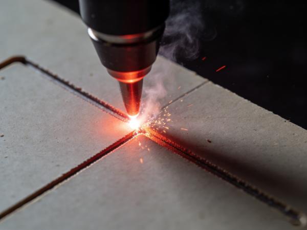 低溫共燒陶瓷基板紅外皮秒激光切割 (2).jpg 低溫共燒陶瓷基板紅外皮秒激光切割 (2).jpg